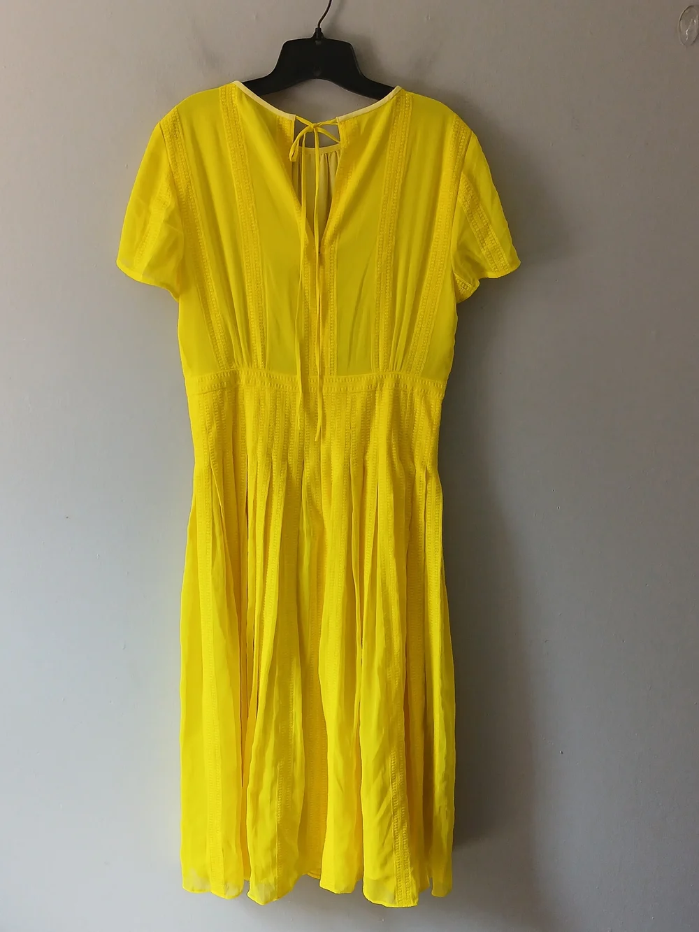 J.Crew Size 10 Midi in Bright Kiwi Yellow Embroidered Chiffon Short Sleeve Dress